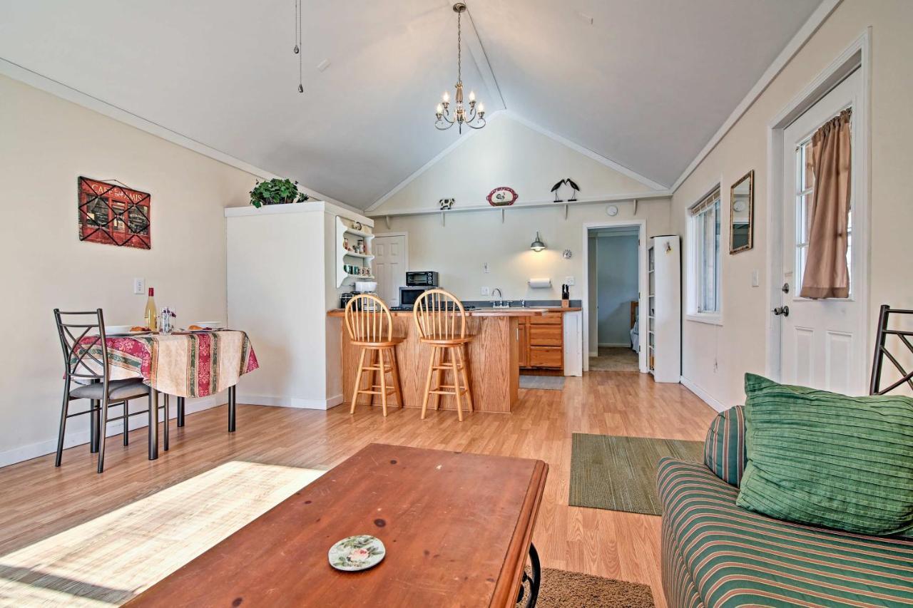 Cozy The Woodshop Cabin With Deck And Forest Views! Robbinsville Bagian luar foto